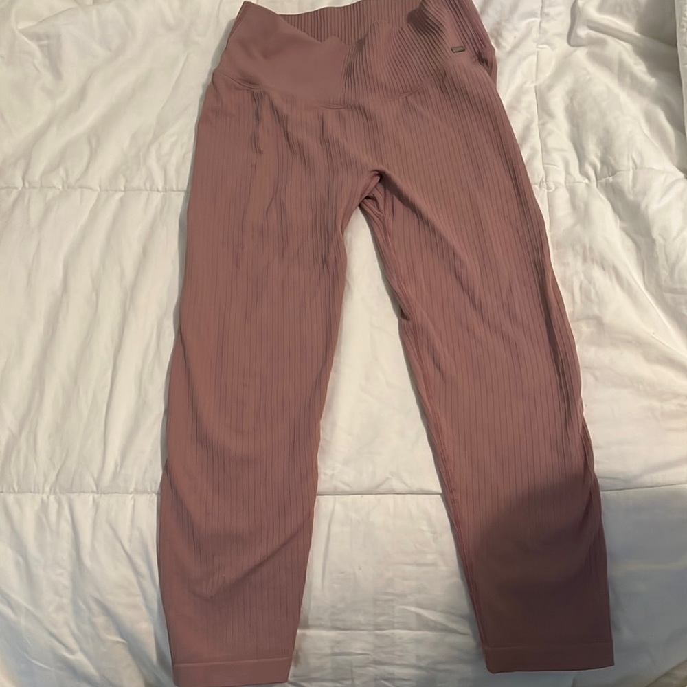 Capri workout pants